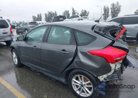 2017 Ford Focus Se z USA, uszkodzony, nr VIN 1FADP3K23HL206362